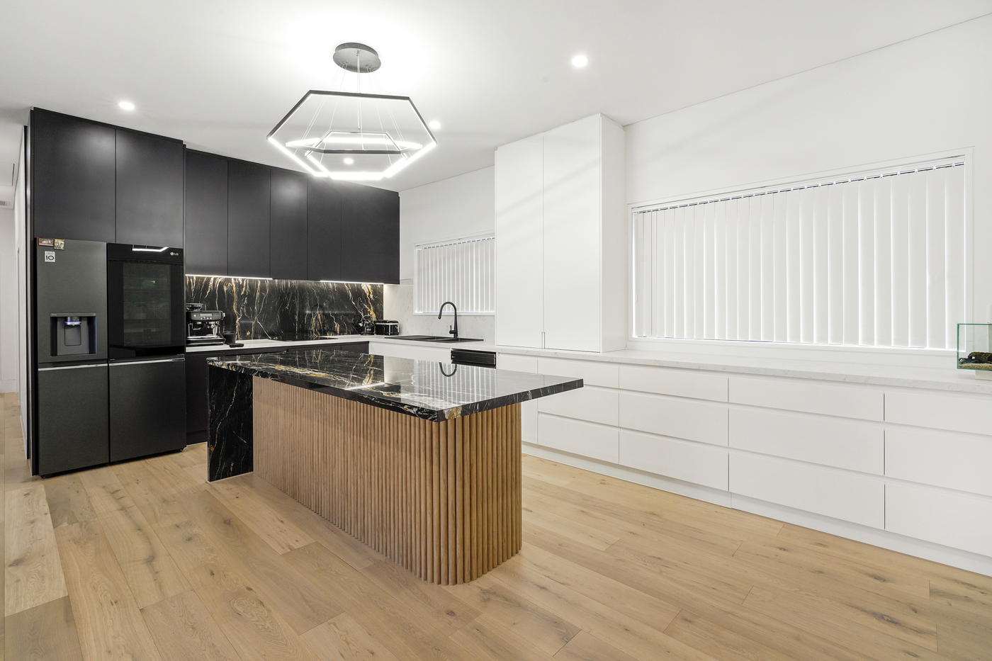 Custom Kitchen Benchtops in Sydney: Design, Supply & Installation